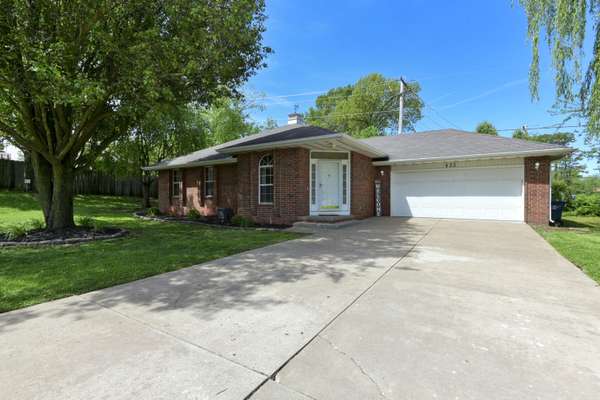 433 Devonshire ST, Nixa, MO 65714