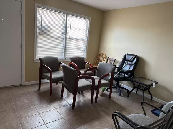 Branson, MO 65616,1033 W Main ( 76 Music Blvd)