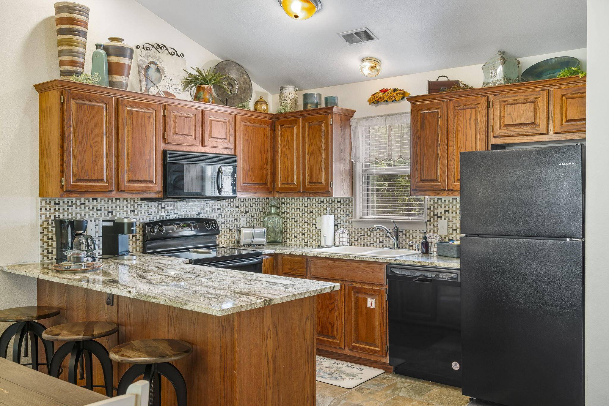 Branson West, MO 65737,162 Oak LN