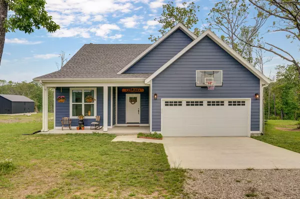 415 Ira DR, Seymour, MO 65746