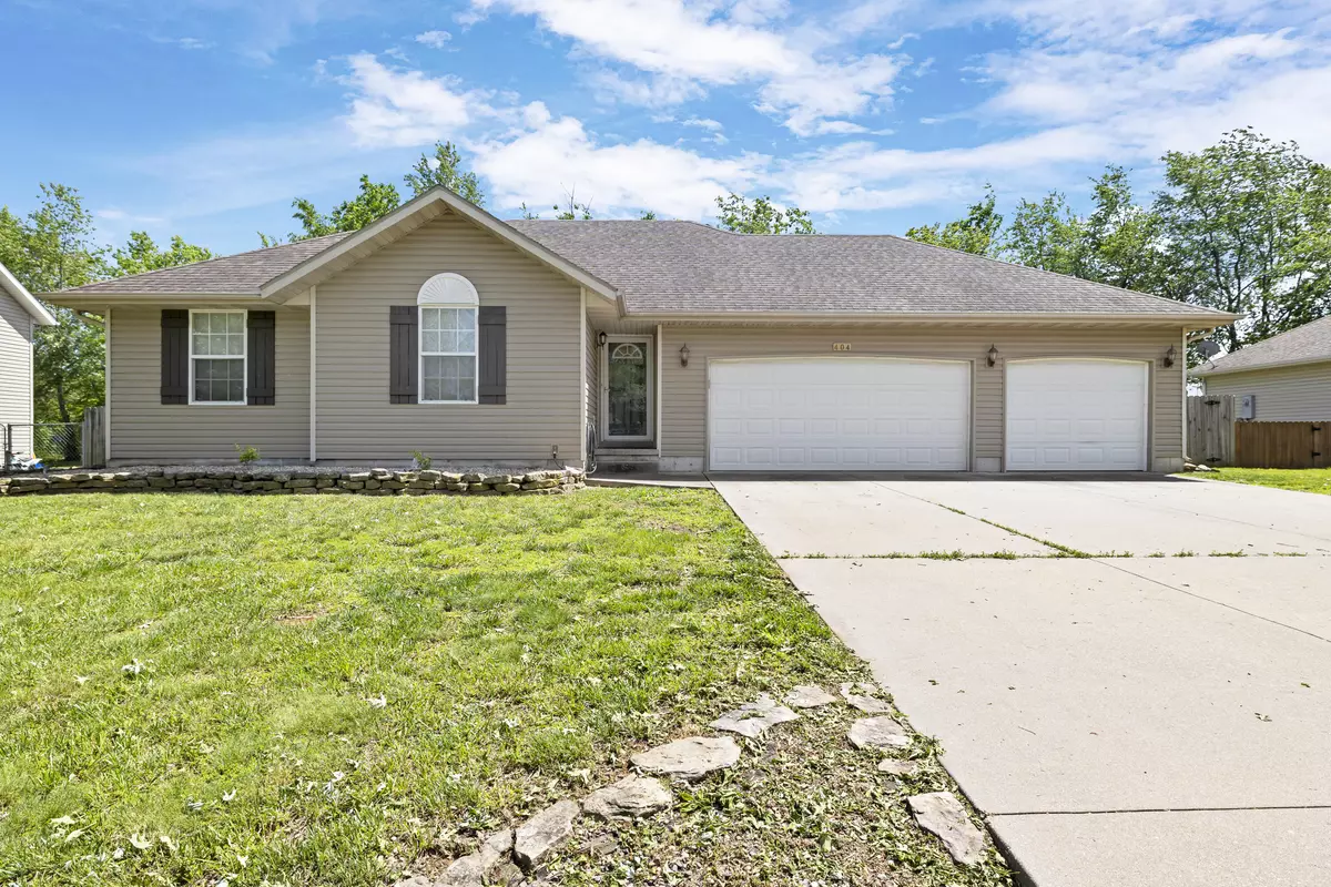 Sparta, MO 65753,404 Nutmeg CT