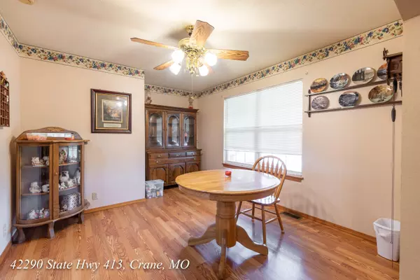 Crane, MO 65633,42290 State Highway 413