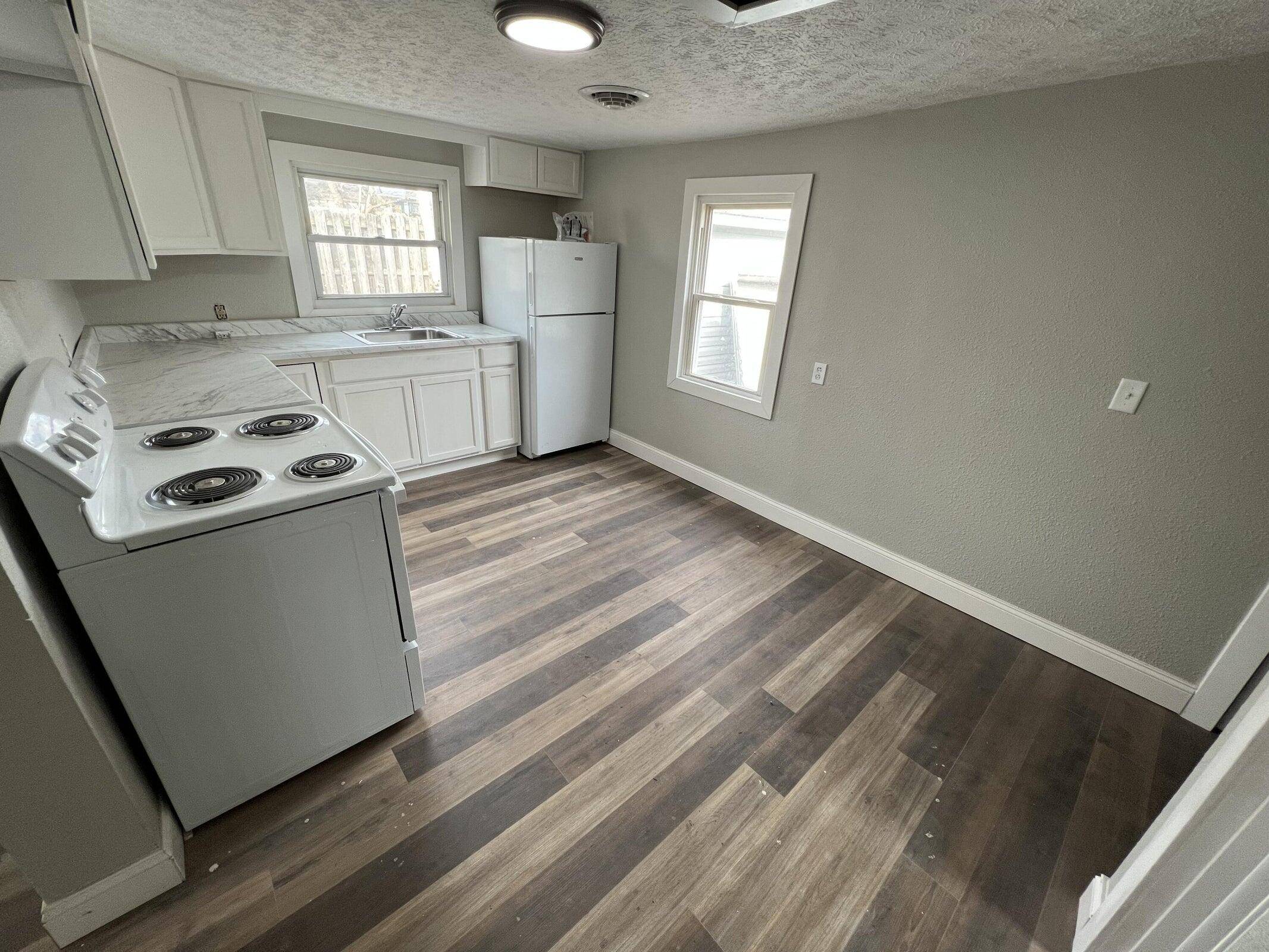 Springfield, MO 65802,3025 W Elm ST