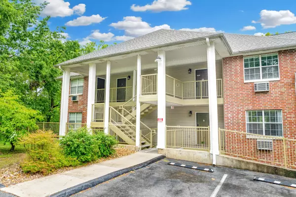 Branson, MO 65616,200 Golf View DR #10