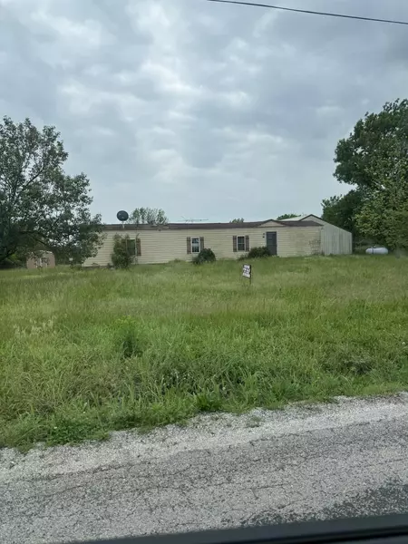 564 W Dade 102, Lockwood, MO 65682