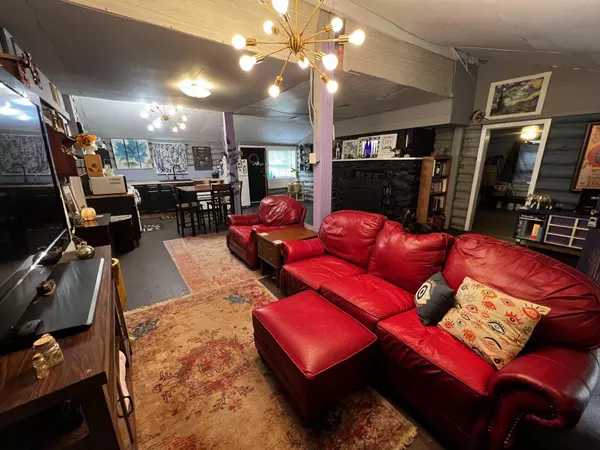 Anderson, MO 64831,408 Wilderness WAY