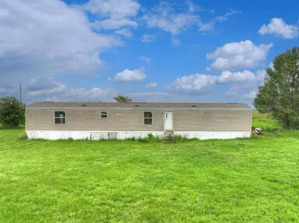 Diamond, MO 64840,16819 Cherry RD