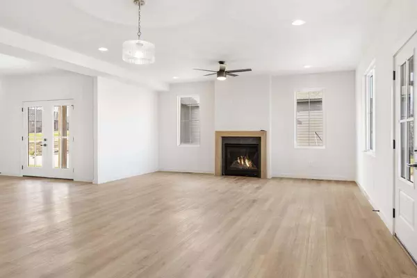 Republic, MO 65738,878 E Valley Trail DR