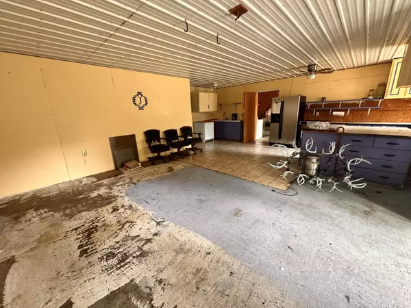 Hermitage, MO 65668,24970 State Highway 254