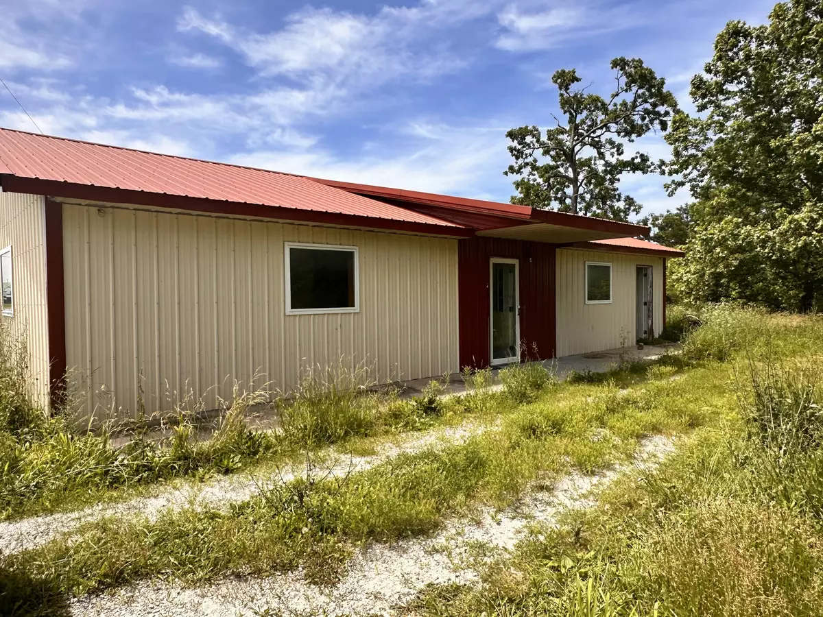 Hermitage, MO 65668,24970 State Highway 254