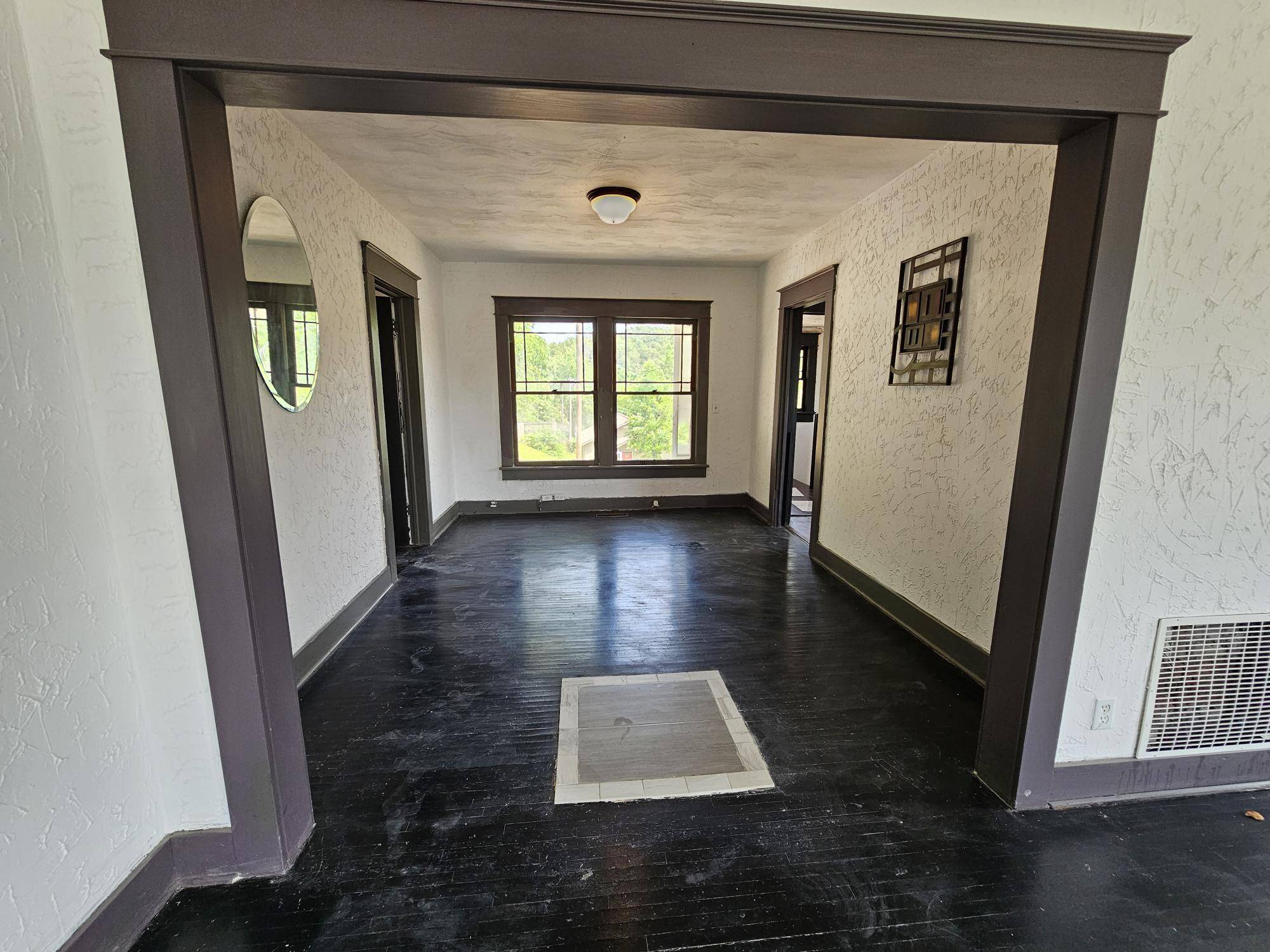 Anderson, MO 64831,210 W Main ST