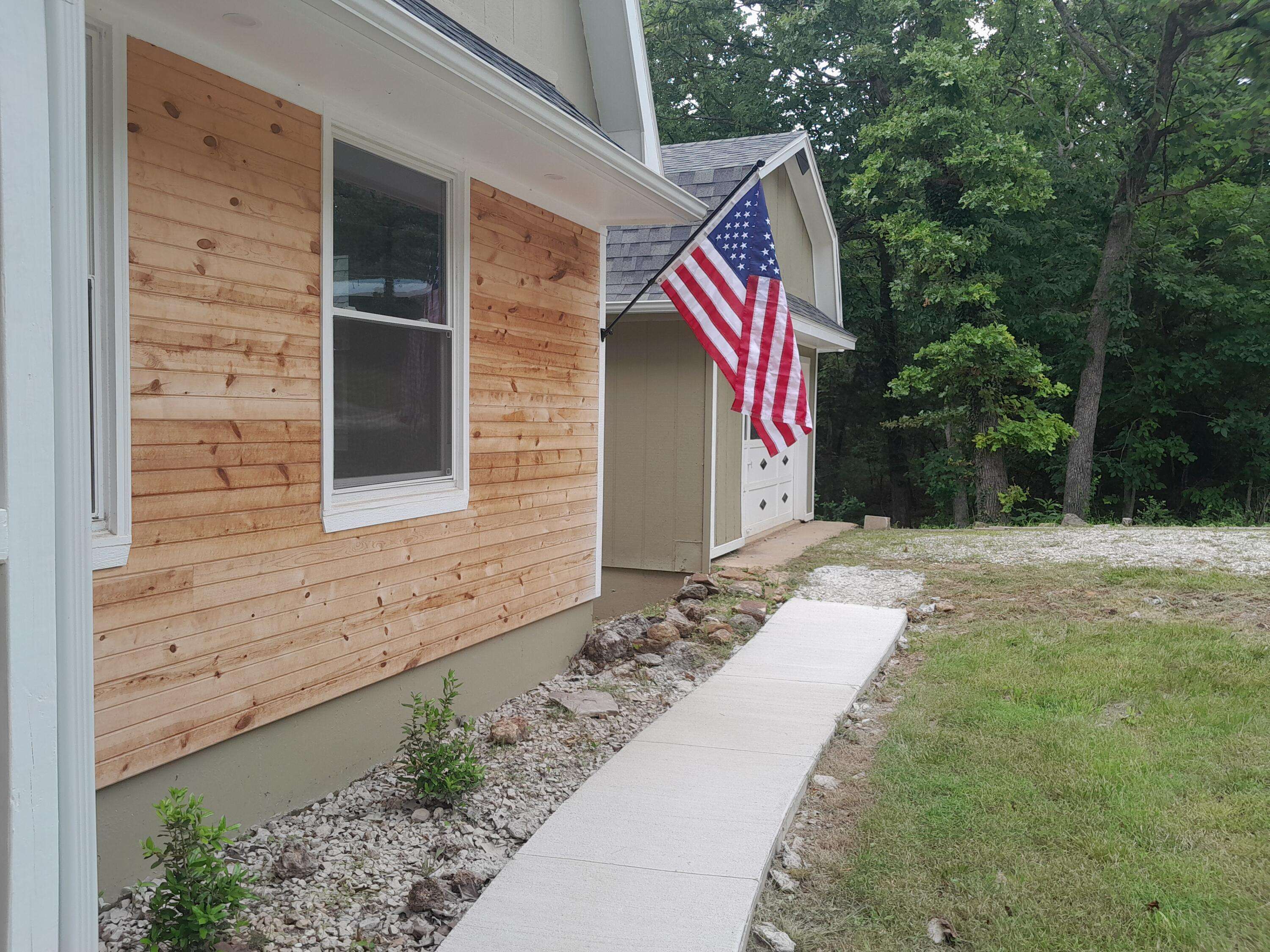 Pittsburg, MO 65724,24094 County Road 277