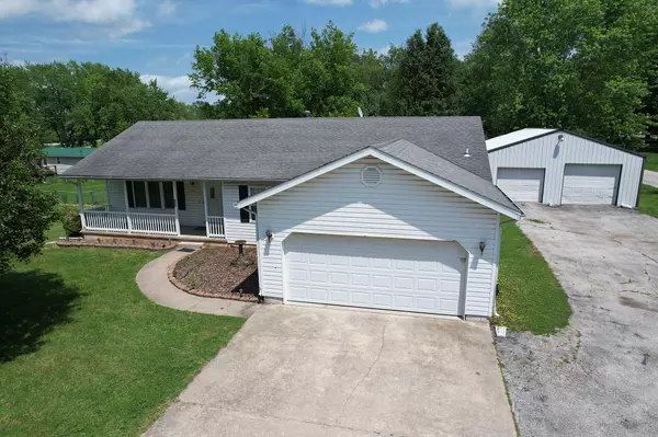 Sparta, MO 65753,148 Bull Creek RD