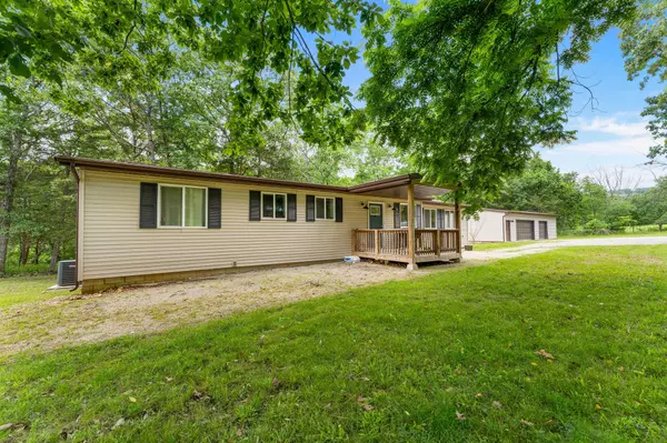 Branson West, MO 65737,163 Cedar Cove RD