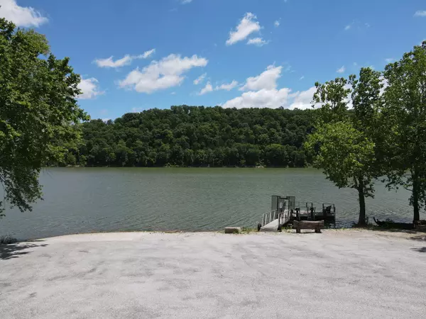 Cape Fair, MO 65624,277 Panorama DR