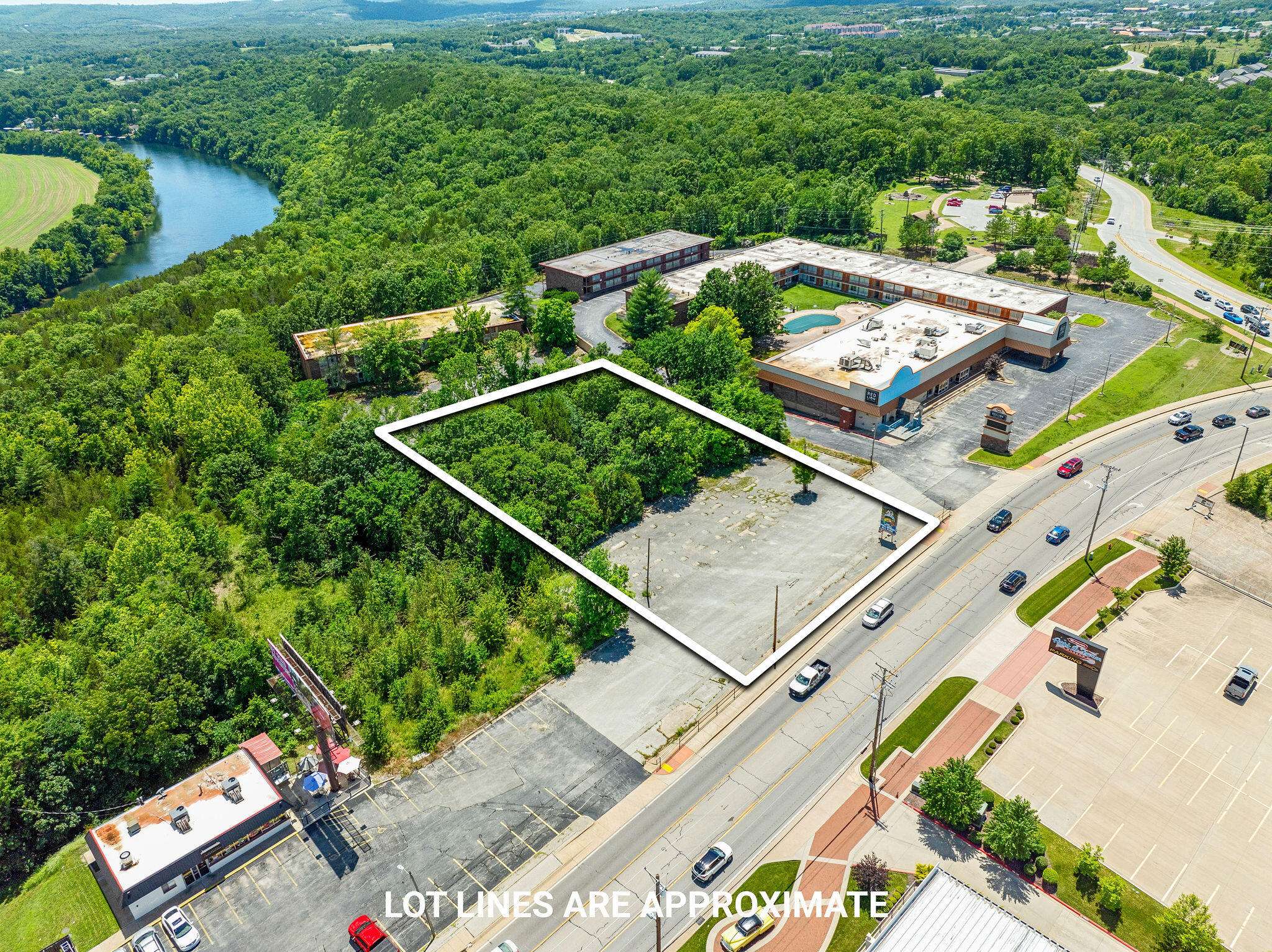 1416 W 76 Boulevard, Branson, MO 65616