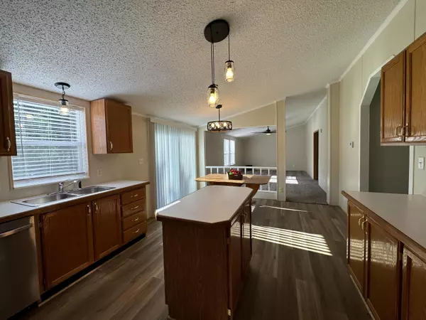 Lockwood, MO 65682,403 Route D