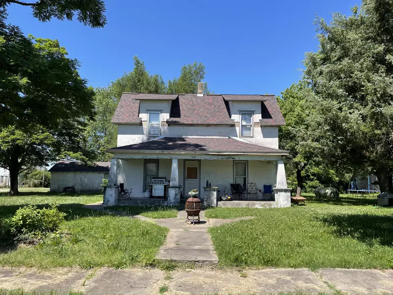 303 N Gilmore ST, Miller, MO 65707