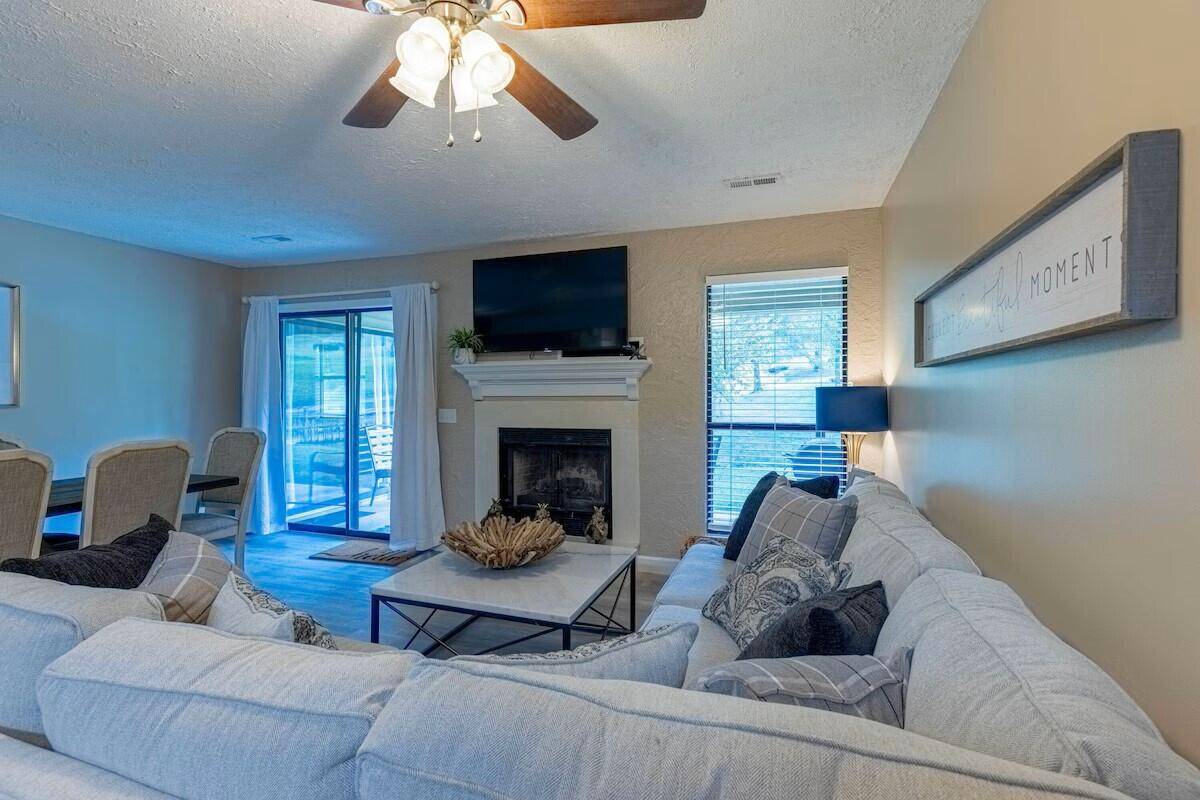 Branson, MO 65616,320 Turnberry DR #3