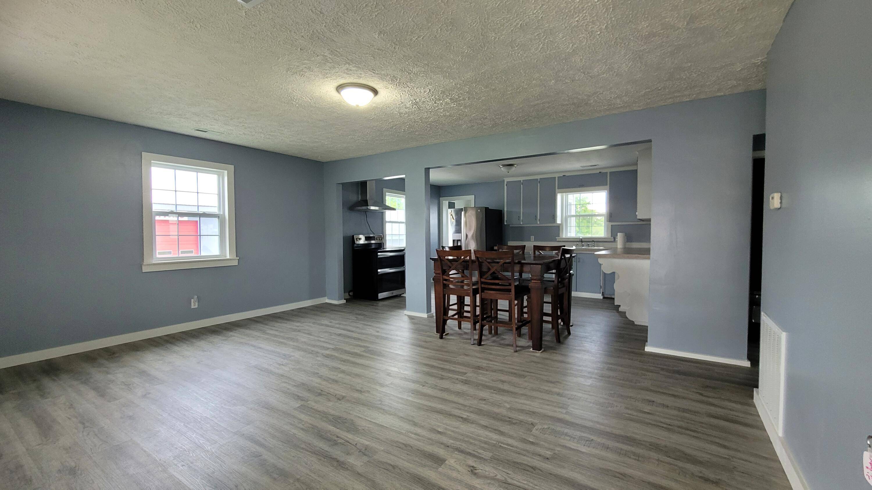 Buffalo, MO 65622,218 N Cedar ST