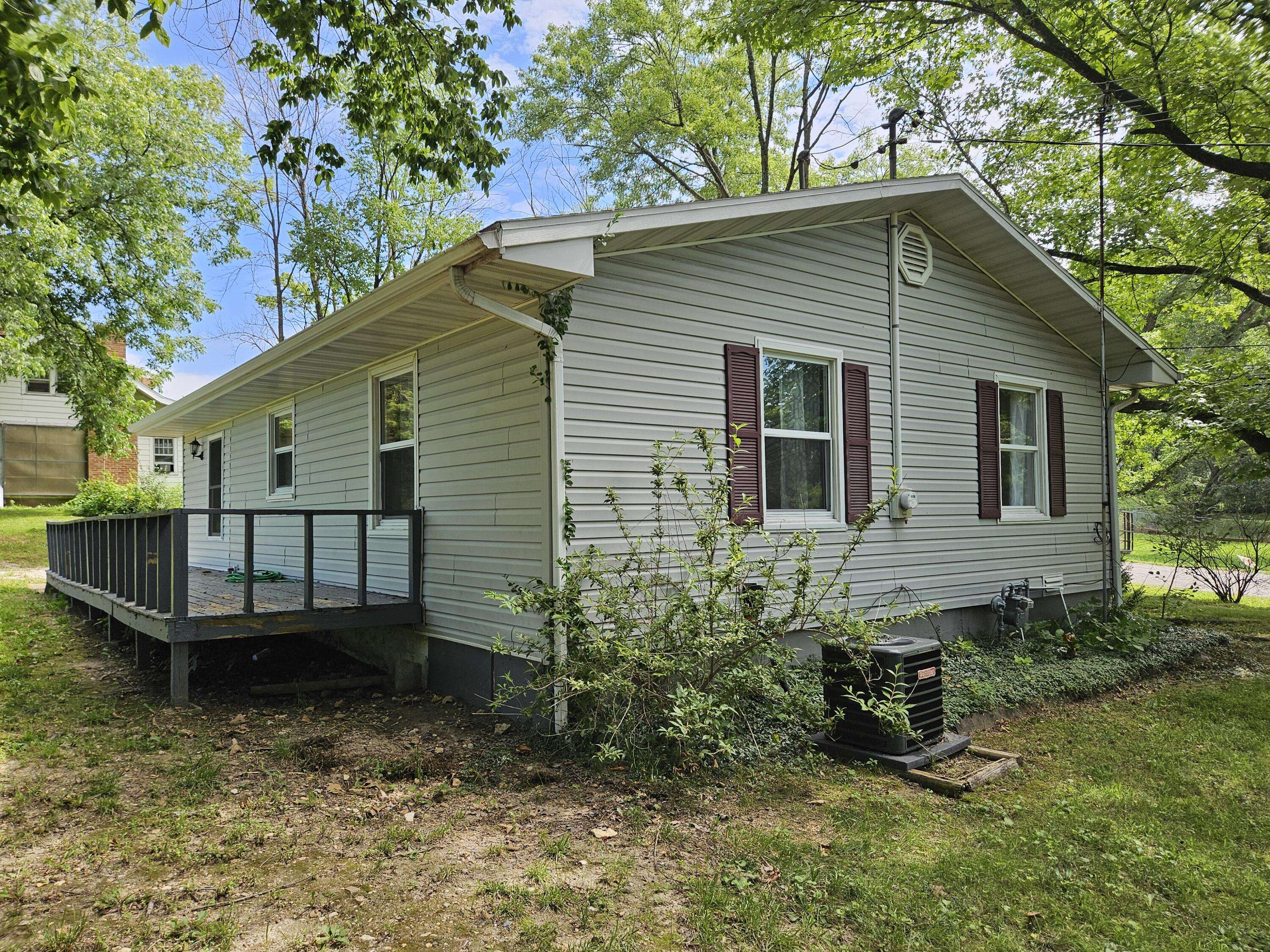 Ava, MO 65608,1409 N Jefferson ST