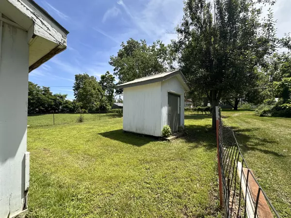 El Dorado Springs, MO 64744,116 Mccrary ST