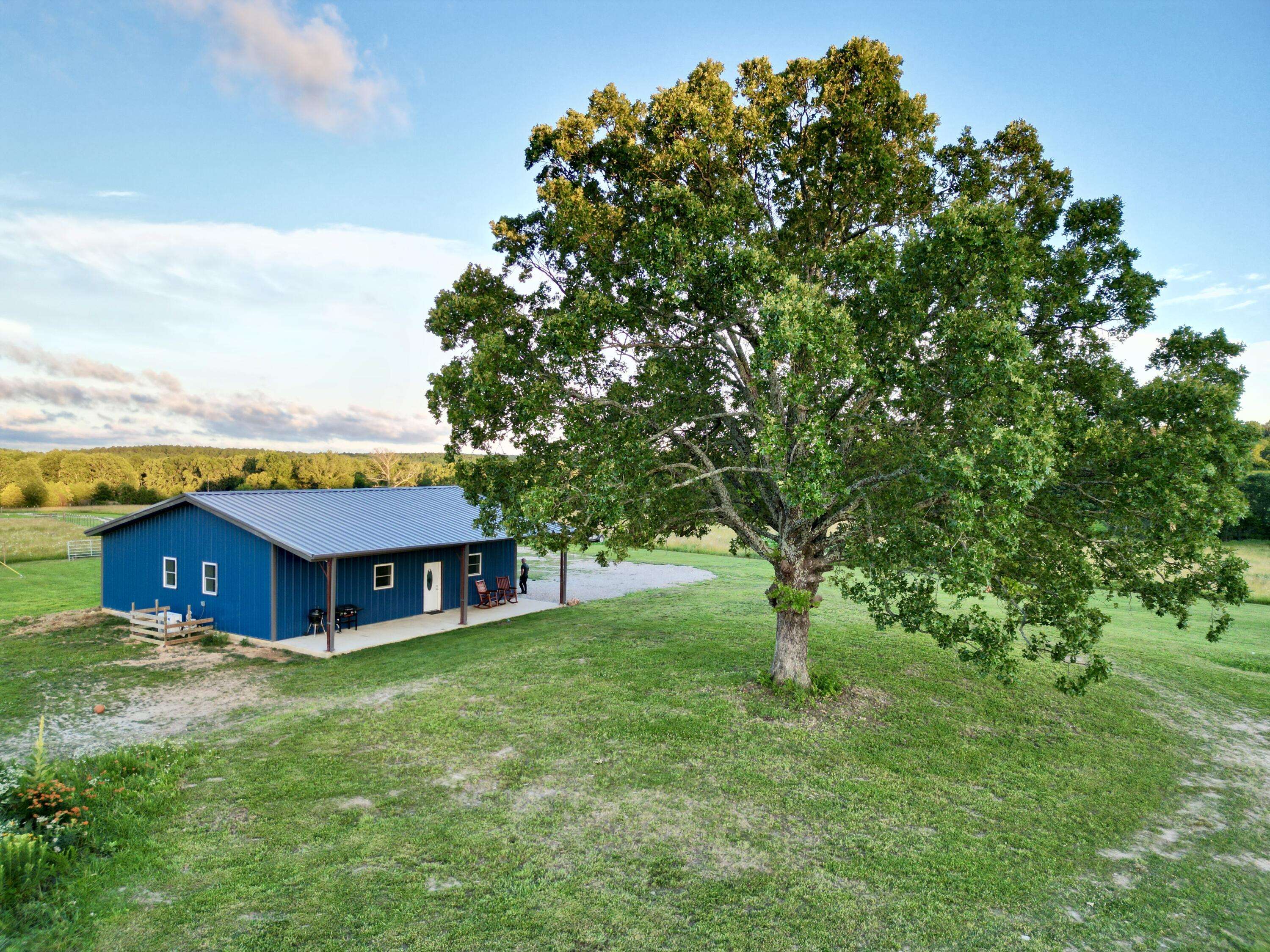 West Plains, MO 65775,1802 County Road 4280