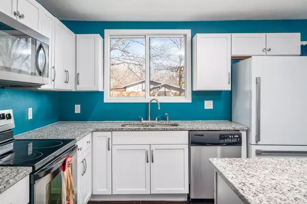 Springfield, MO 65809,750 S Pin Oak DR