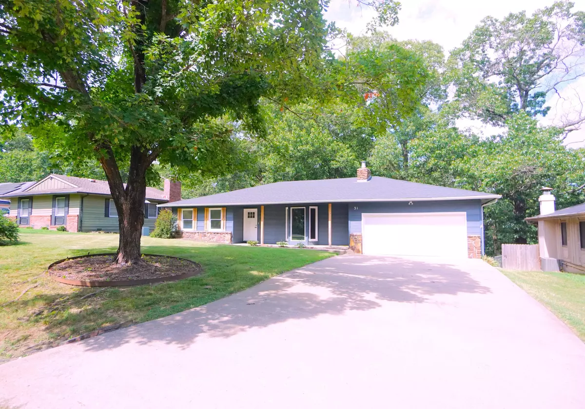 Bella Vista, AR 72715,31 Chapel LN