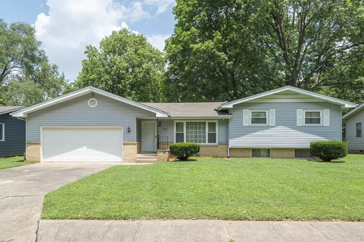 Springfield, MO 65807,1343 W Broadmoor ST