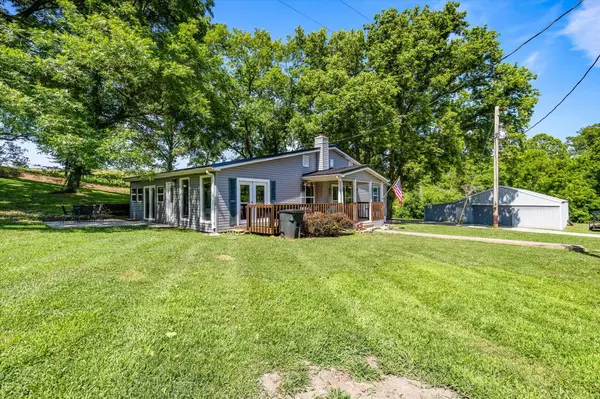 Squires, MO 65755,1286 S St Highway 5