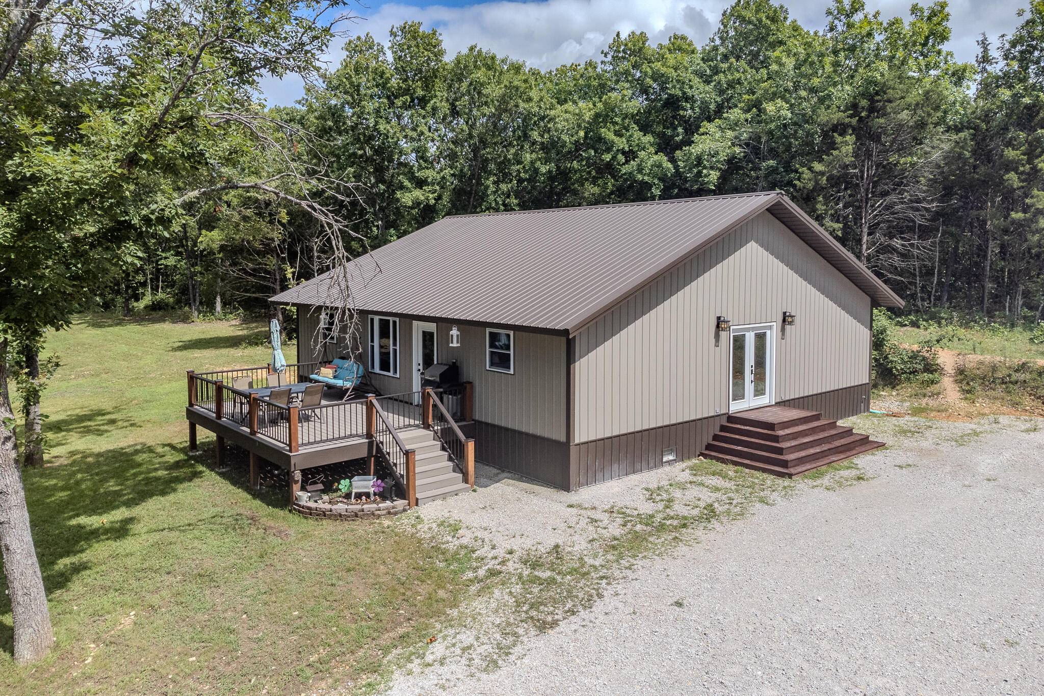Hartville, MO 65667,7084 Logan RD
