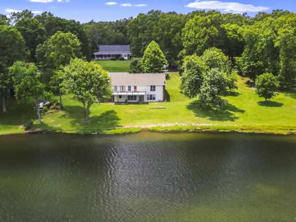West Plains, MO 65775,10684 County Road 8070