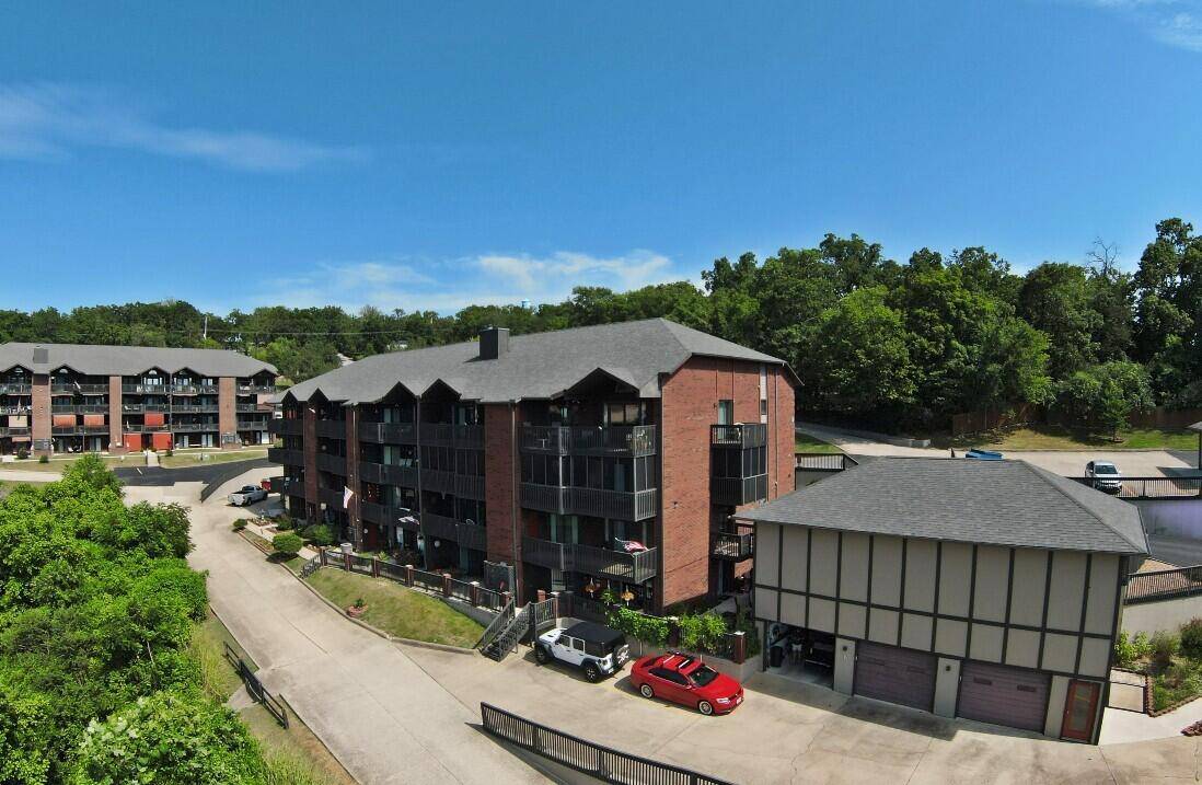Forsyth, MO 65653,150 Sunken Forest DR #207