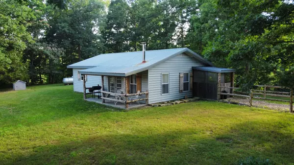 1879 Carter 164, Fremont, MO 63941