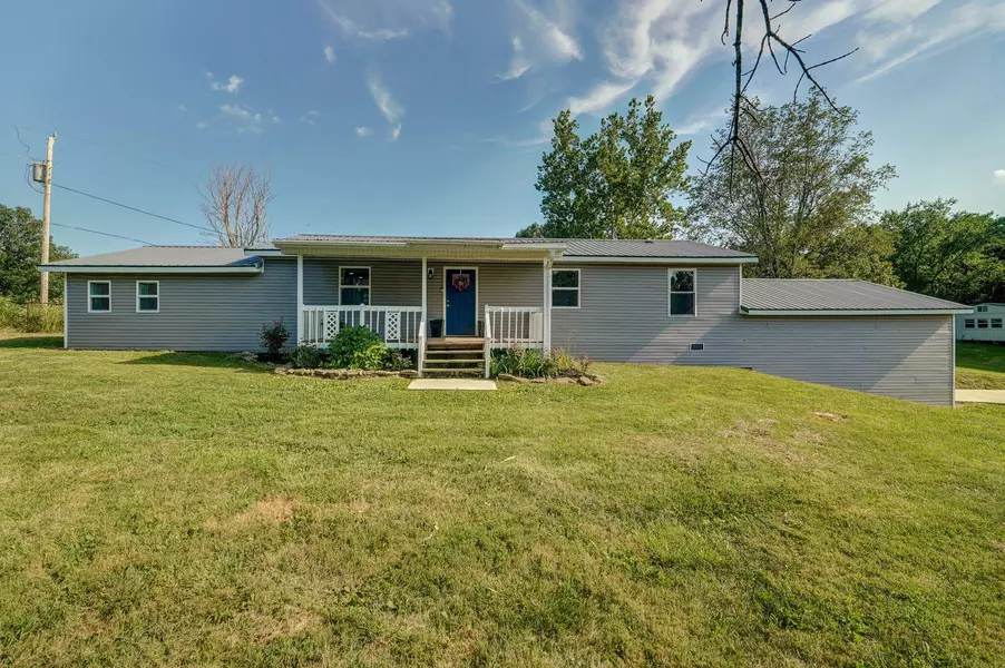10606 State Hwy A, Crane, MO 65633