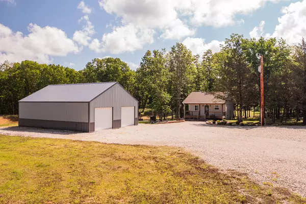 2435 Ipock RD, Mansfield, MO 65704