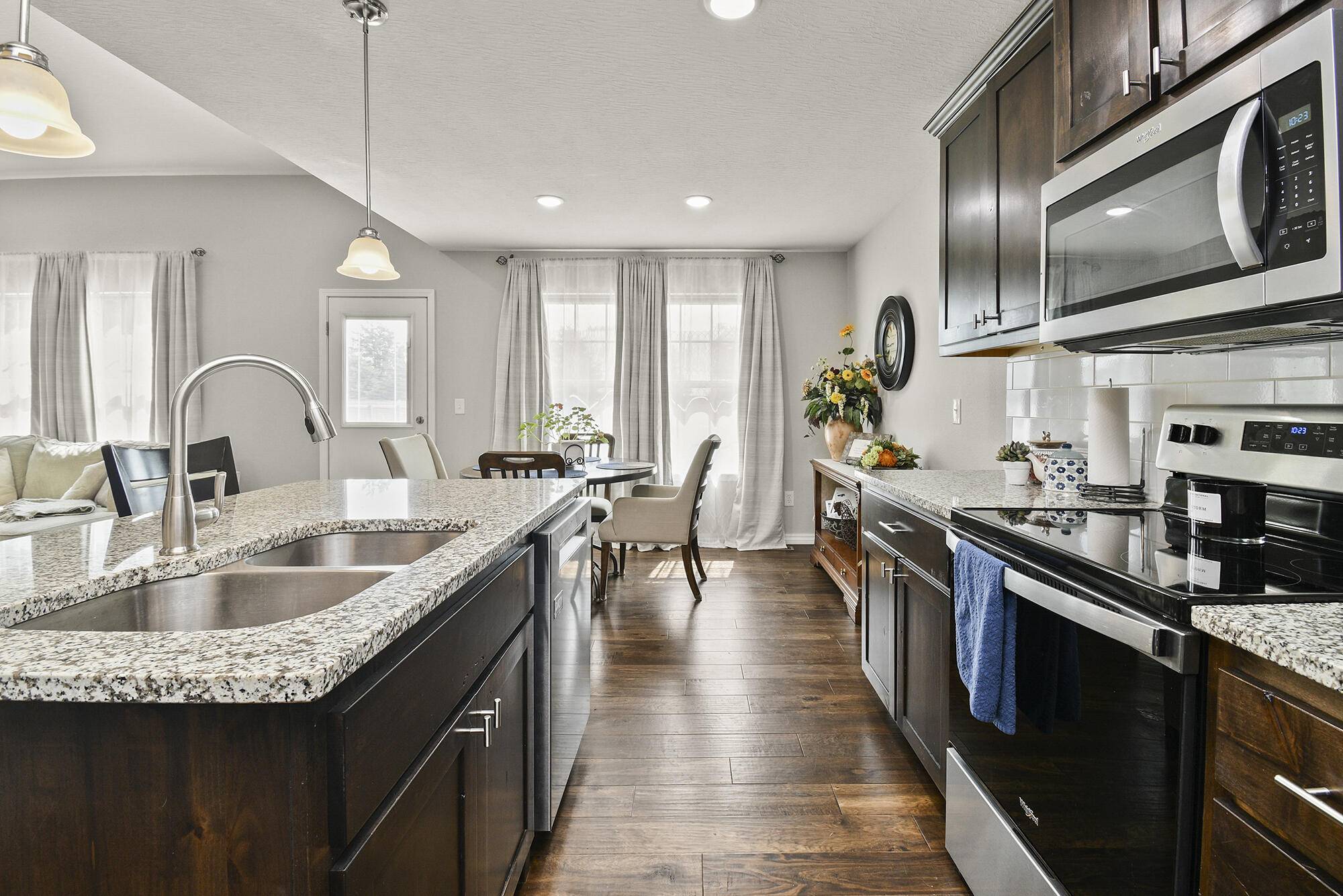 Rogersville, MO 65742,552 Woodland Hills AVE