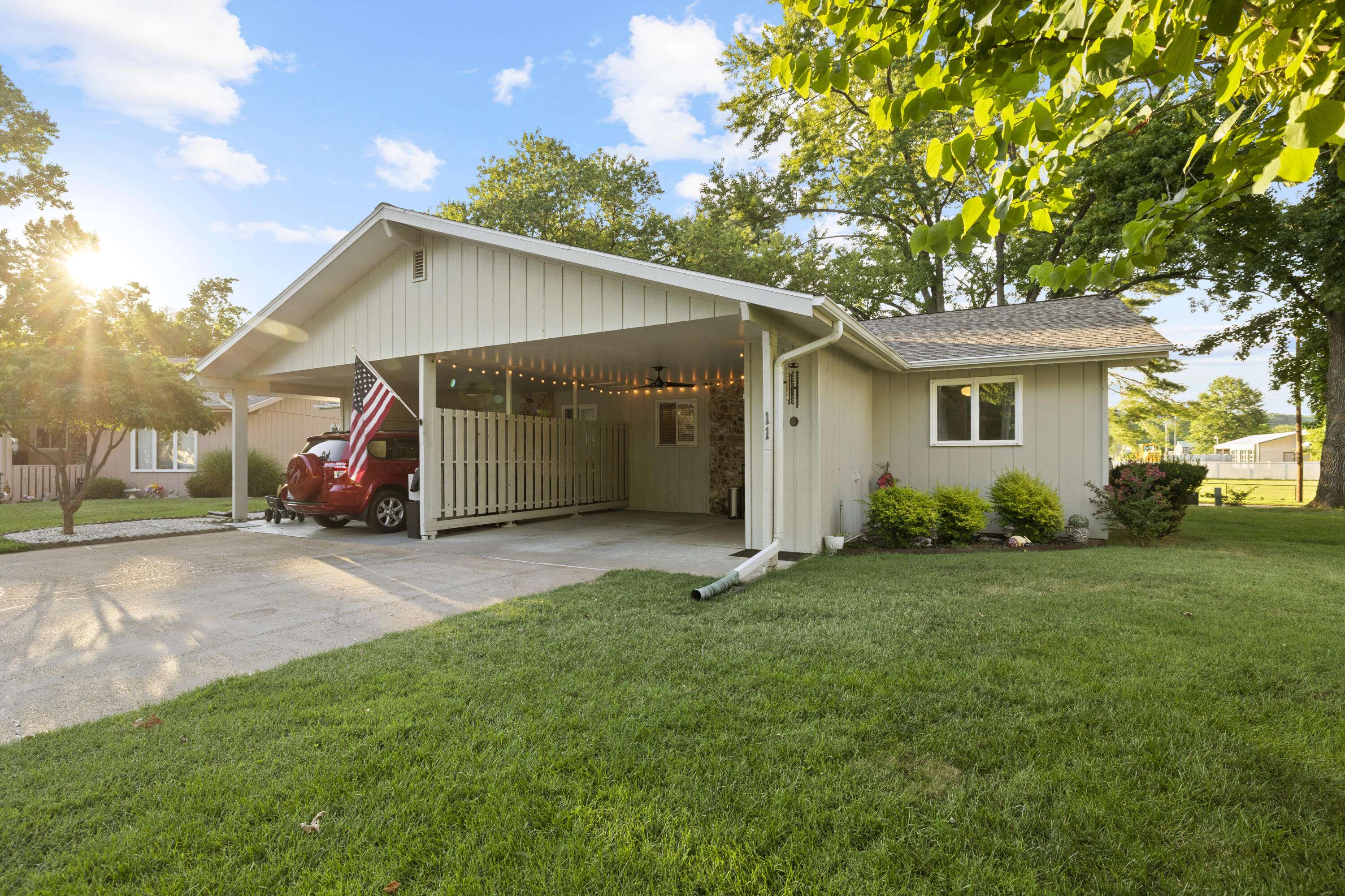 11 Magnolia CT #B, Branson, MO 65616