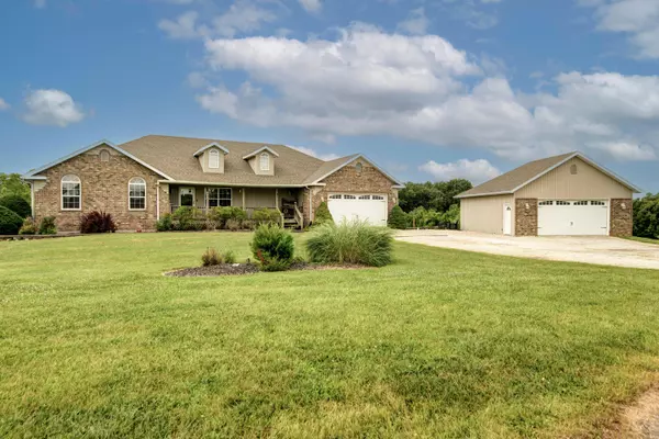 633 Garner DR,  Ozark,  MO 65721