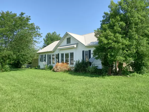 Buffalo, MO 65622,1203 S Locust ST