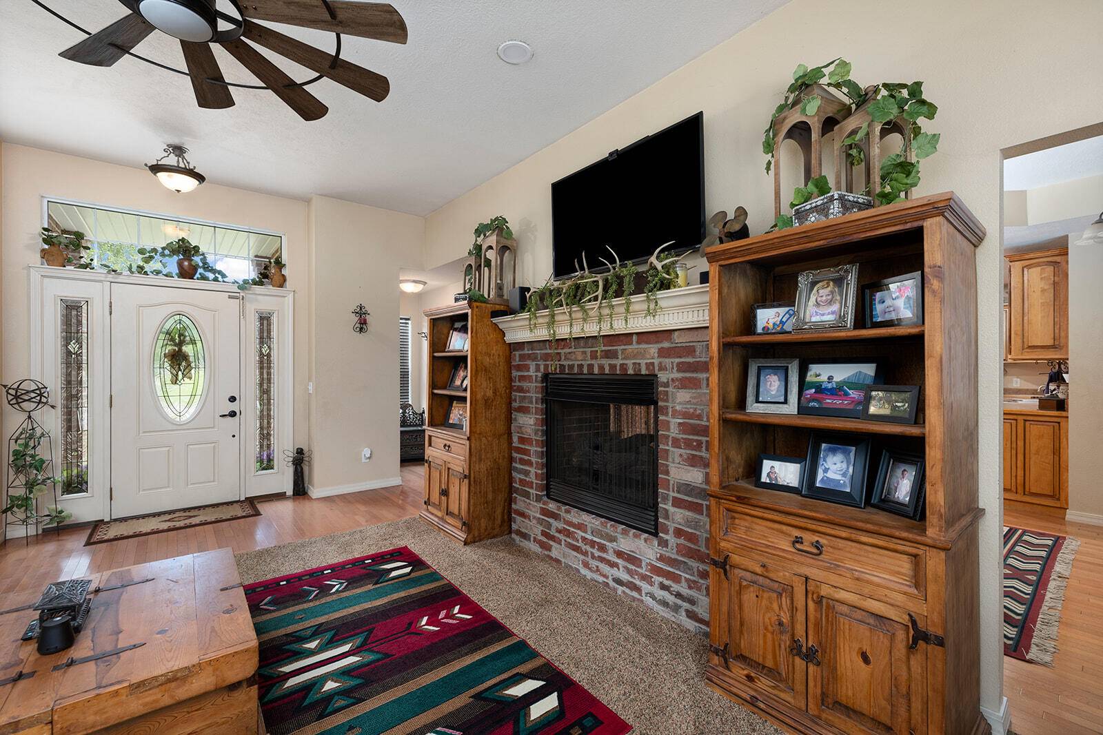 Marshfield, MO 65706,220 Brook Hills DR