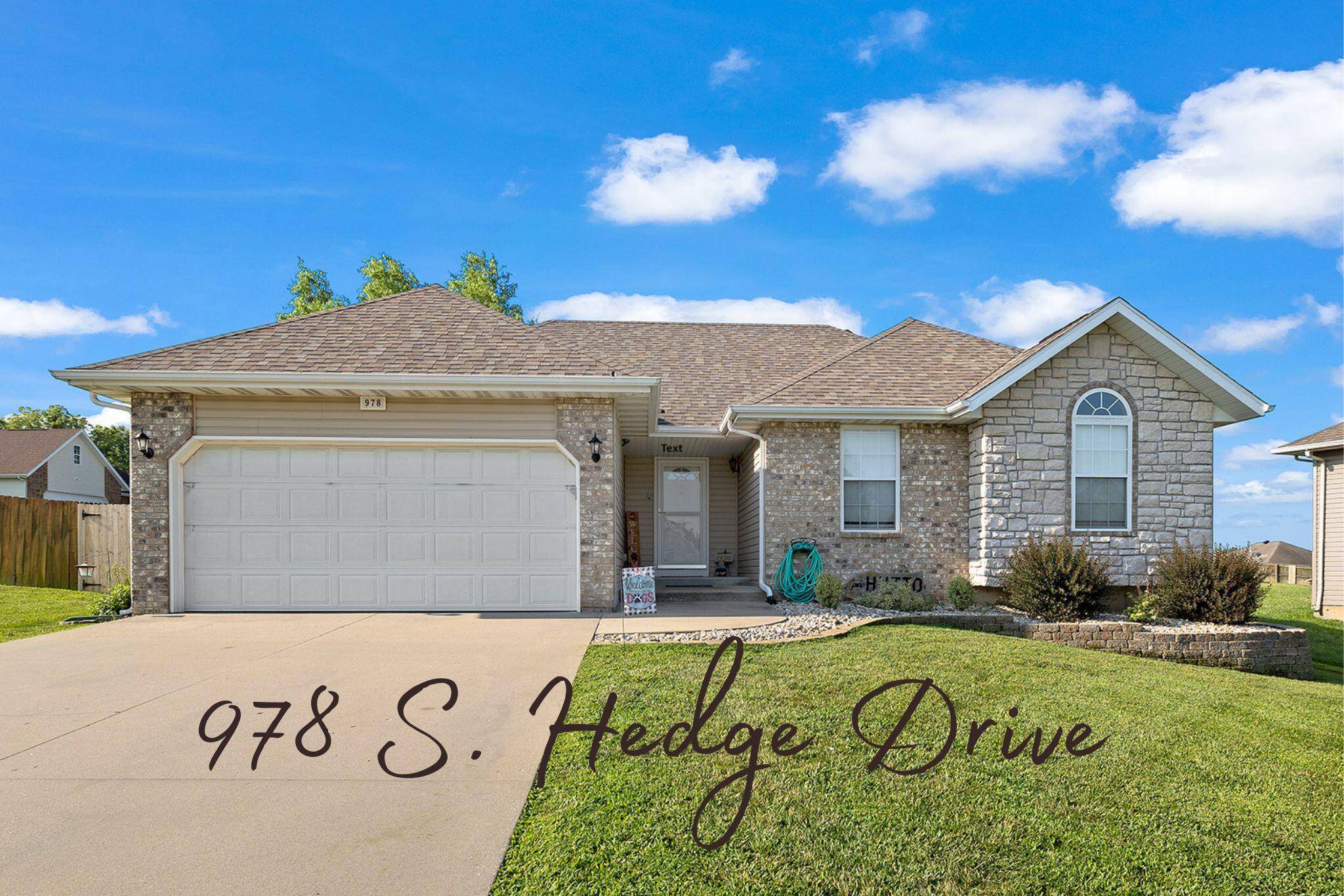 978 S Hedge DR, Nixa, MO 65714
