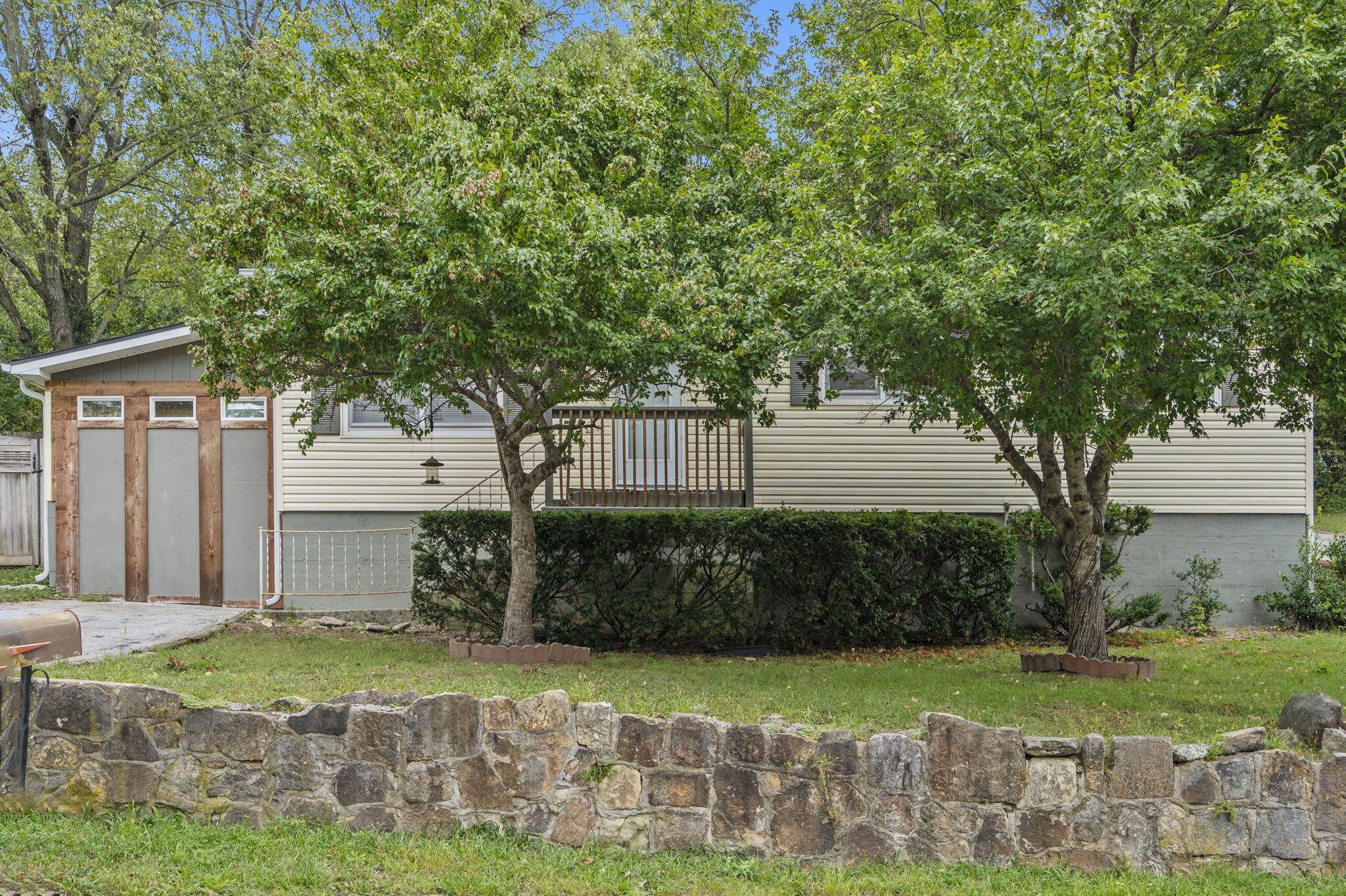 Ozark, MO 65721,904 S 5th ST