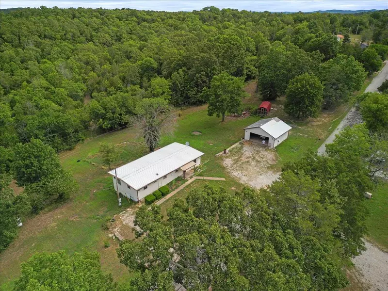 225 Clarkson Road, Protem, MO 65733