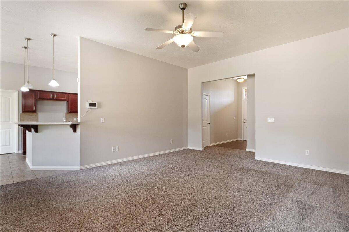 Nixa, MO 65714,1063 E Daisy Falls DR