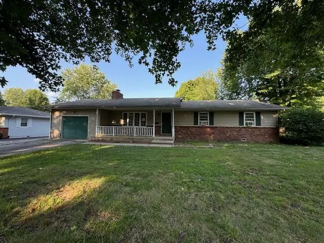 904 S Oak ST, Buffalo, MO 65622