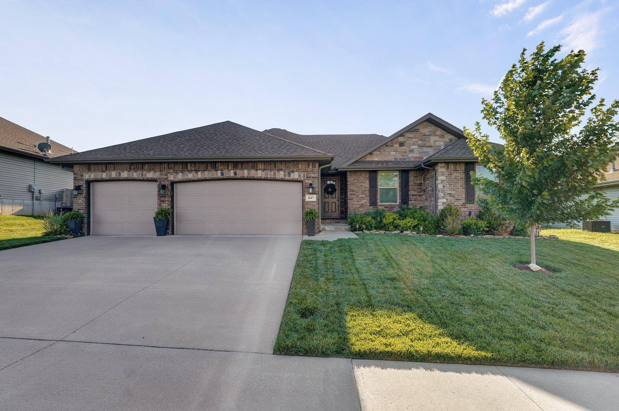 Nixa, MO 65714,1647 N Old Castle RD