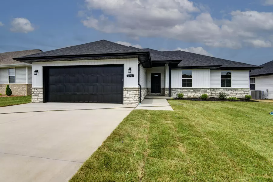 879 S Parkside CIR #Lot 82, Nixa, MO 65714