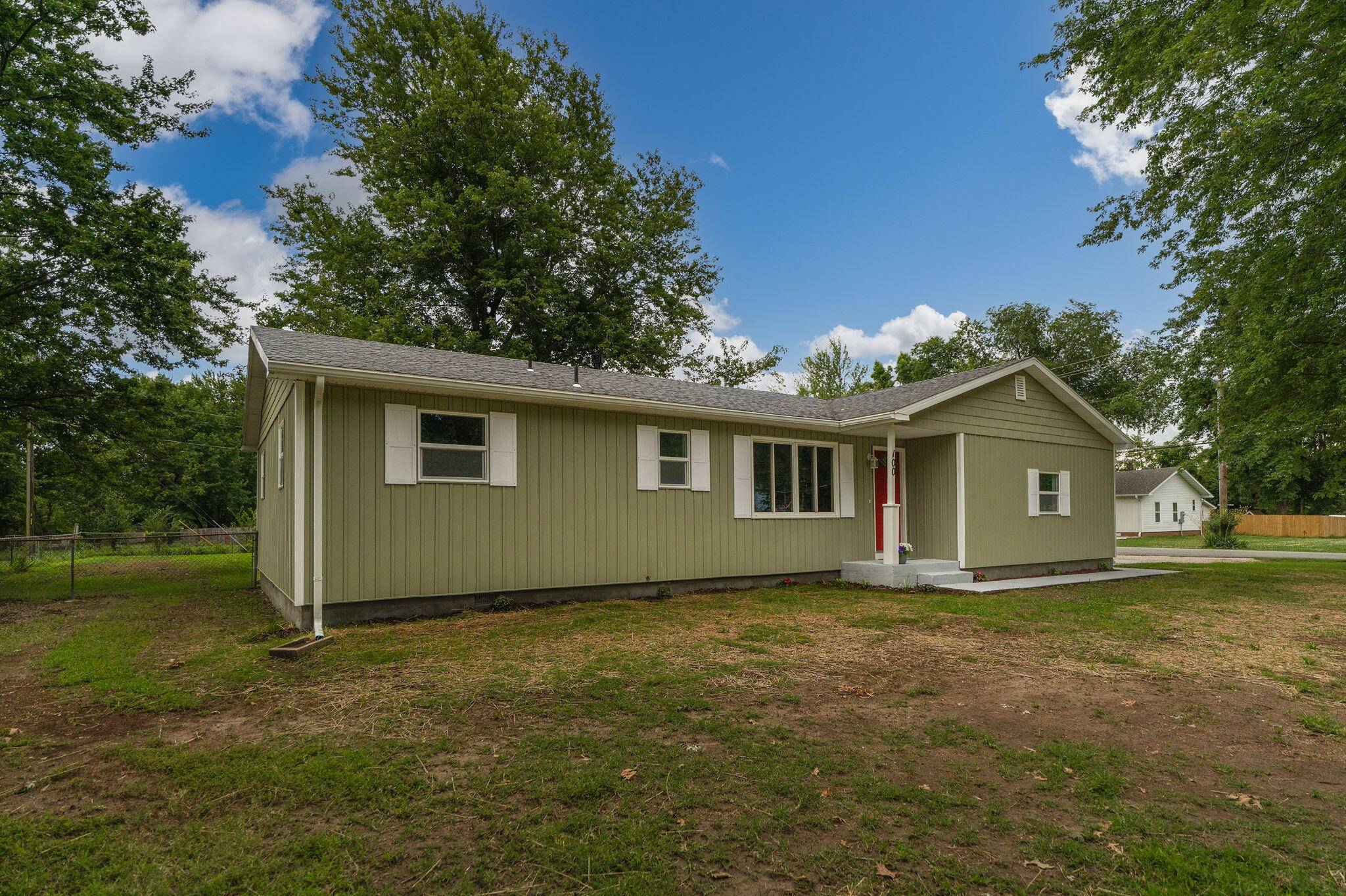 Strafford, MO 65757,100 N Huffman AVE
